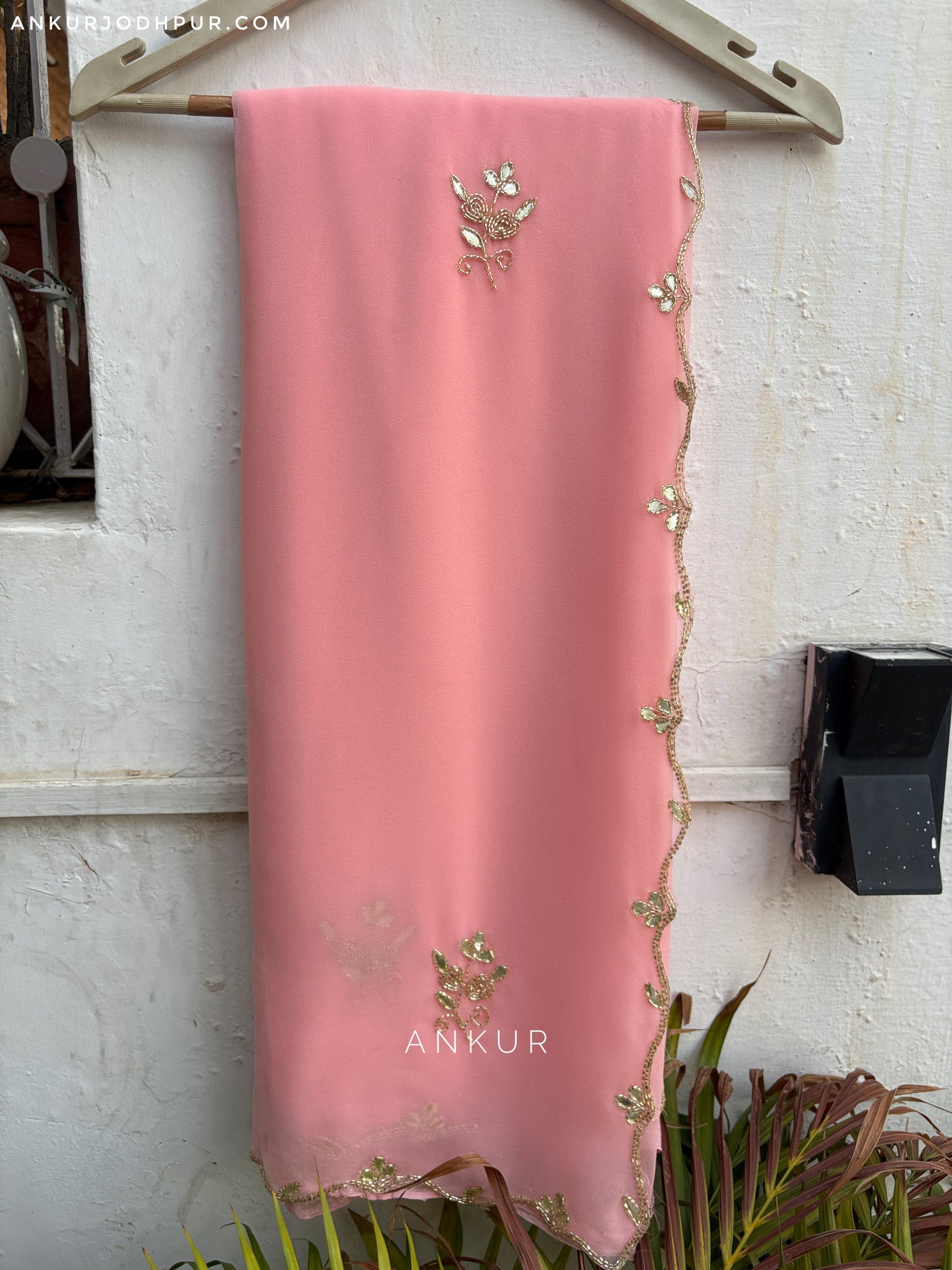 Baby Pink Flower buti Cut-dana Suhani 2.0