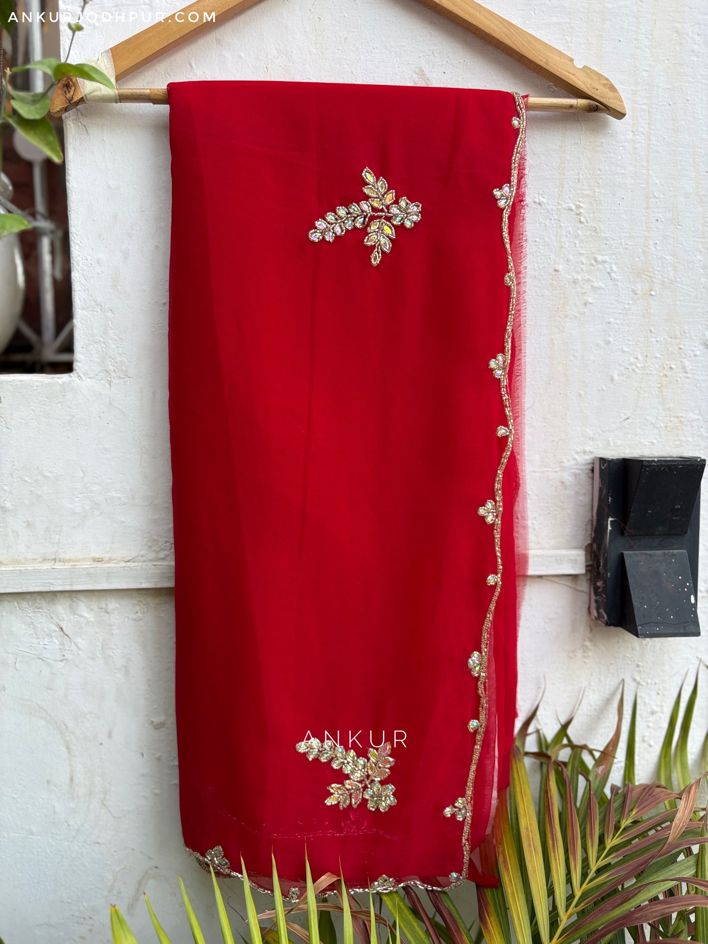 Soft Red choti buti Cut-dana Suhani 2.0