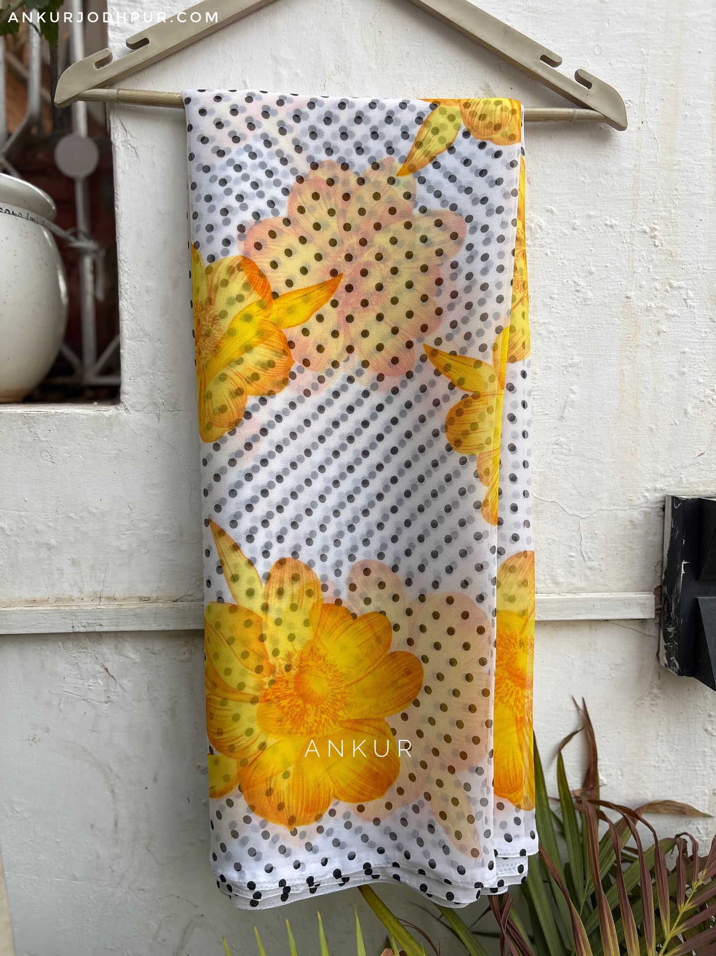 Polka dots Yellow Flower Print