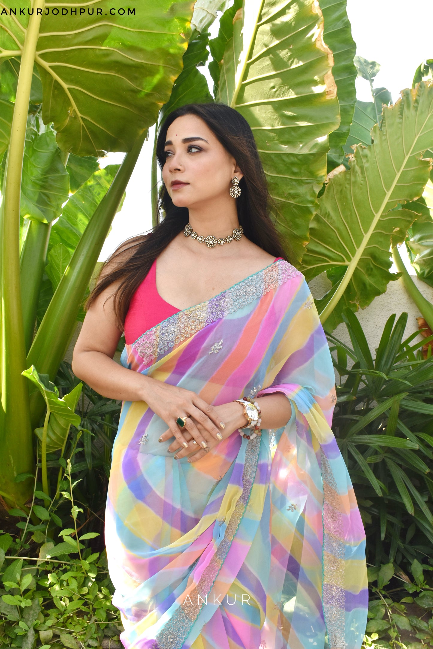 Samundar Lehriya Zardozi silver Nagina