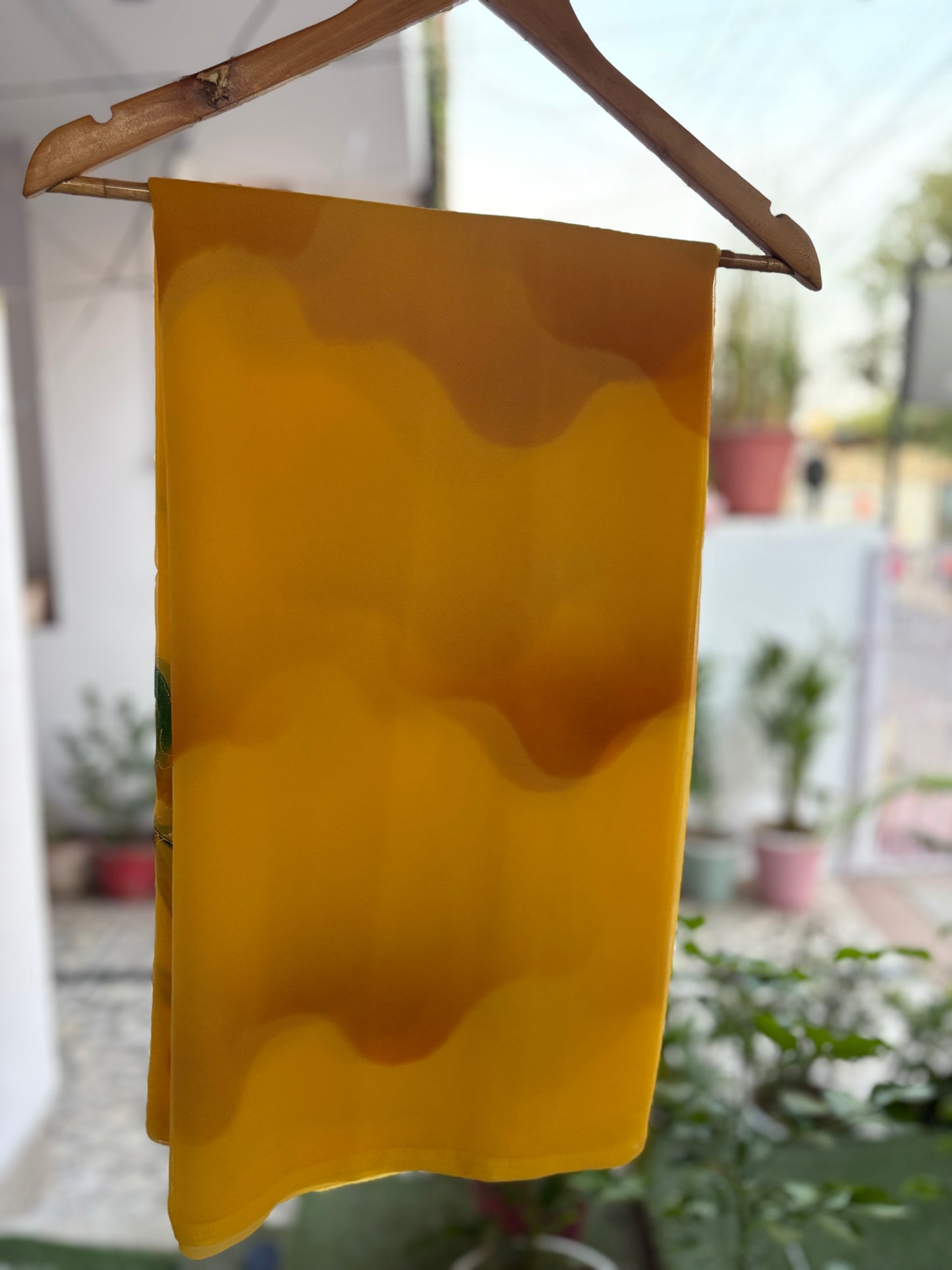 Sun Yellow Sparrow Brush Paint