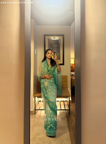 Zarqa Emerald in Jaal work Anvi