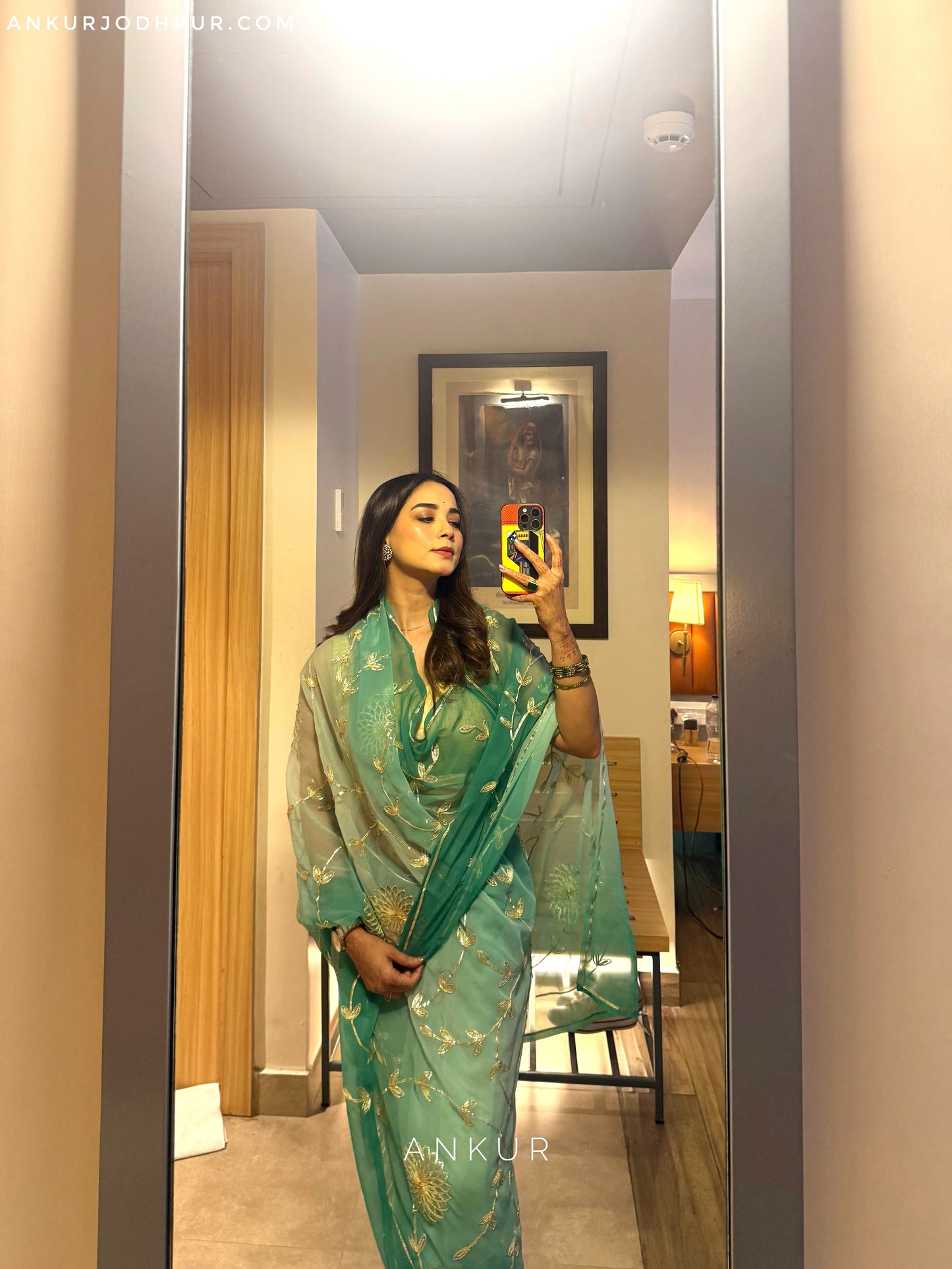 Zarqa Emerald in Jaal work Anvi