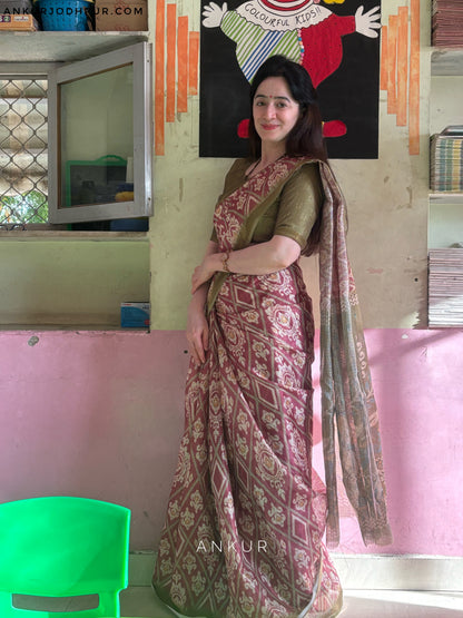 Mehroon Green mehfil Madhuri Silk