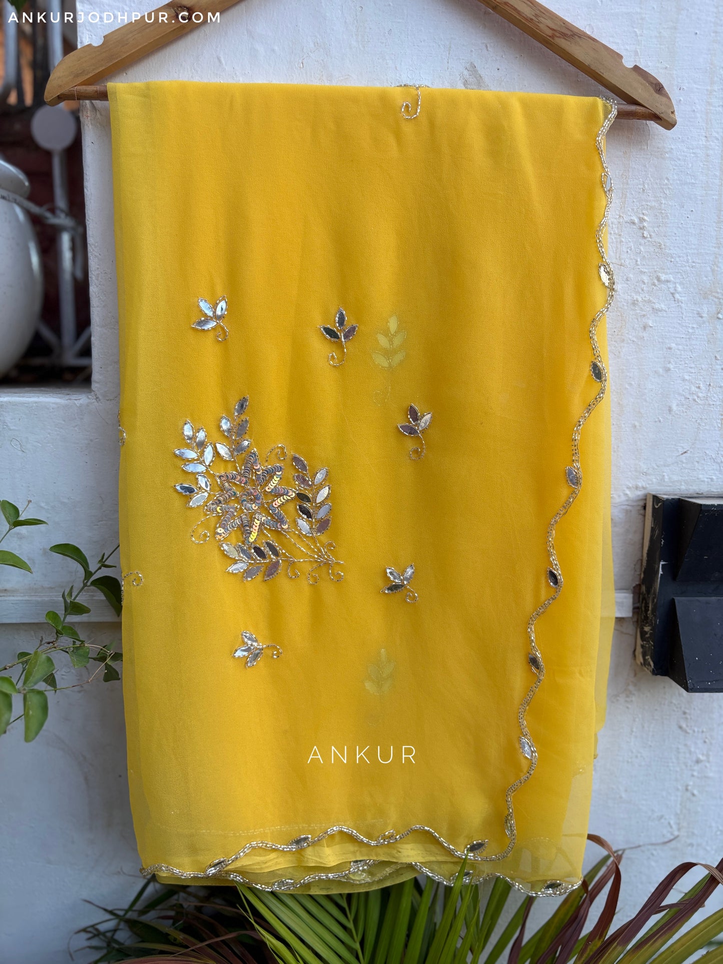 Sunshine Yellow Cut-dana Suhani 2.0