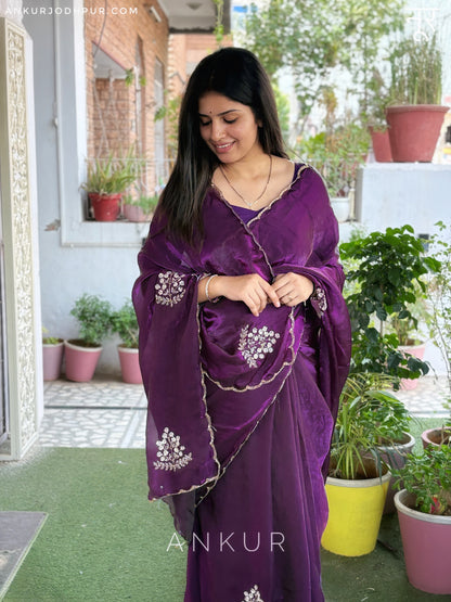 Ratnangi Dark Magenta Noor